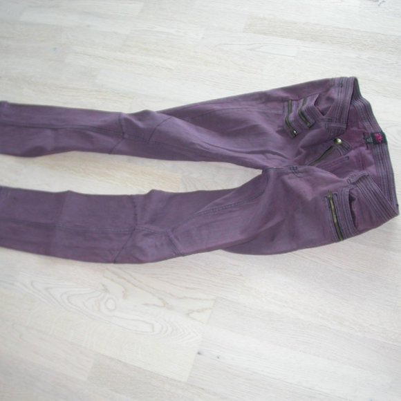 Maroon Jeans/Leggings - Picture 3 of 9